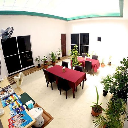 Royal Pearl Inn Maafushi Ngoại thất bức ảnh